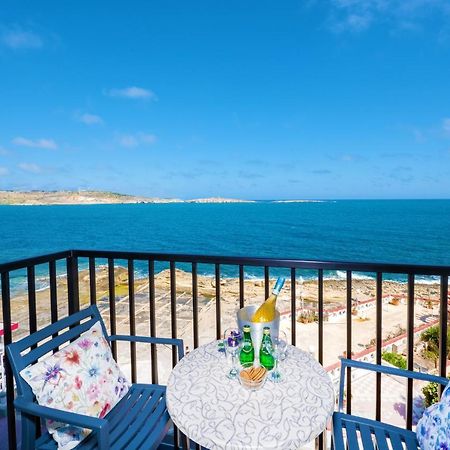 Islet Promenade Seafront Family Apartment With 2 Balconies By Getawaysmalta Bahía de San Pablo Exterior foto